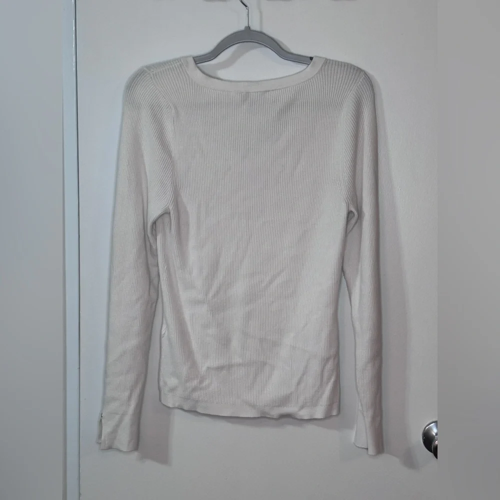White House Black Market Cream Ribbed V-Neck Long Sleeve Tee